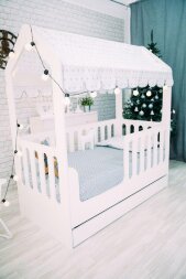 Детская кровать-домик с ящиком белый 